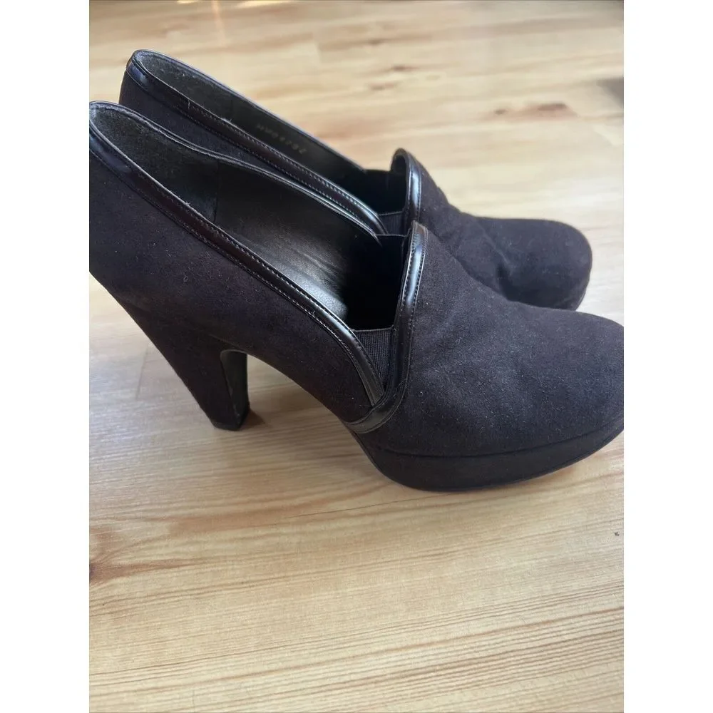 Stuart Weitzman Womens Suede Slip On Platform Closed Toe High Heels Brown Size 7